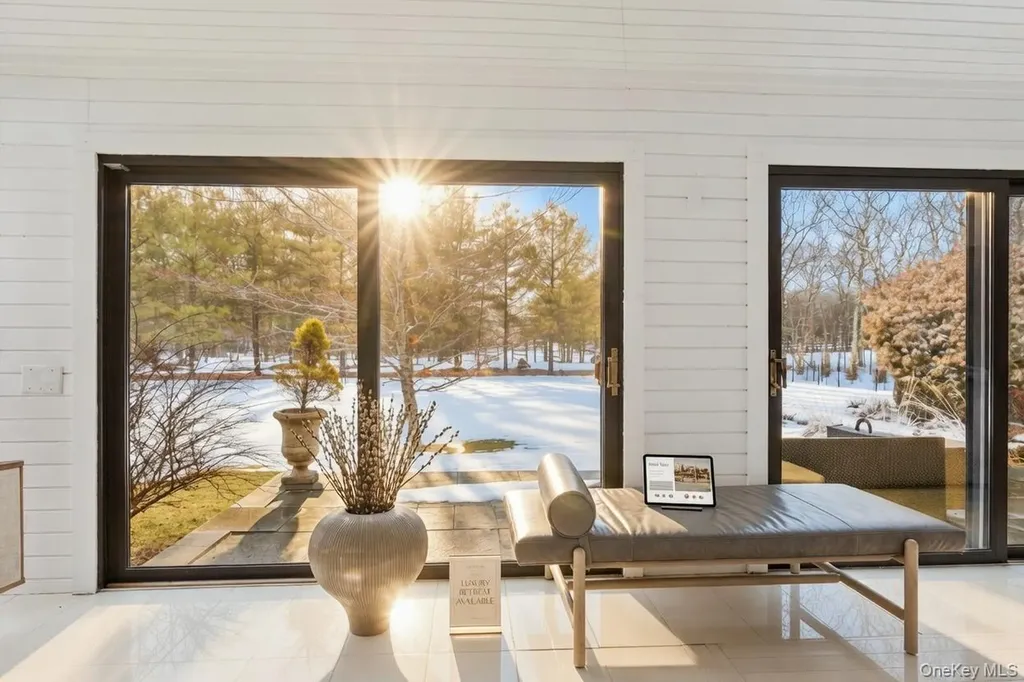 29 Huntting Road East Hampton NY 11937