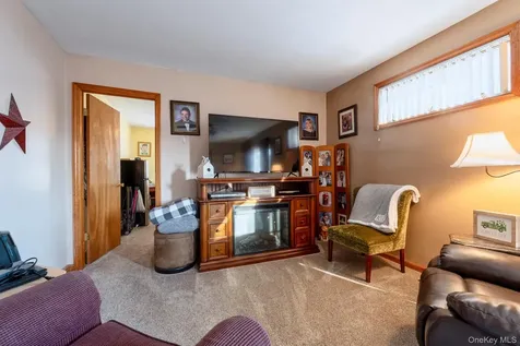 11 Lay Street Kingston NY 12401