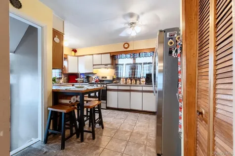 11 Lay Street Kingston NY 12401
