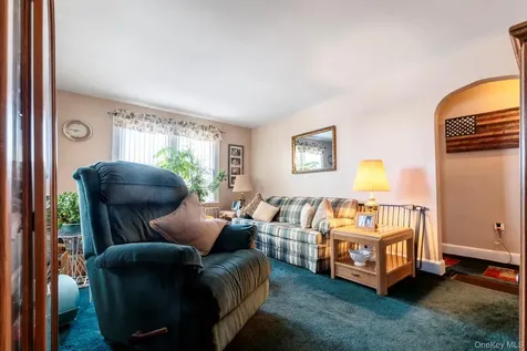 11 Lay Street Kingston NY 12401