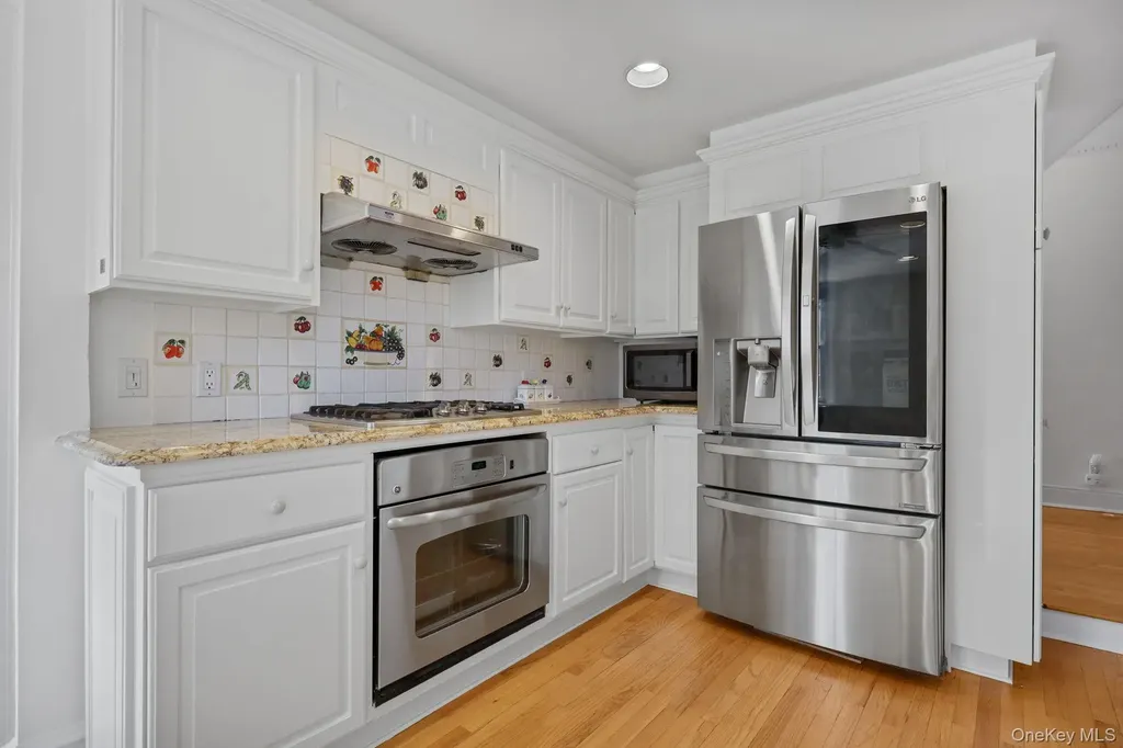 401 Heathcote Road Scarsdale NY 10583