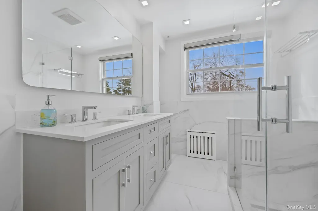 401 Heathcote Road Scarsdale NY 10583