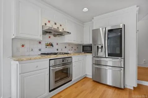 401 Heathcote Road Scarsdale NY 10583