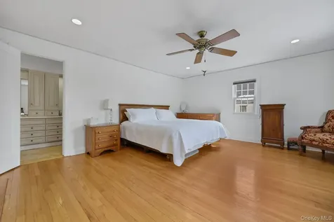 401 Heathcote Road Scarsdale NY 10583