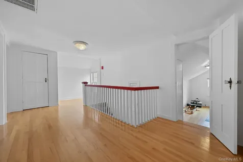 401 Heathcote Road Scarsdale NY 10583