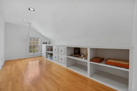 401 Heathcote Road Scarsdale NY 10583