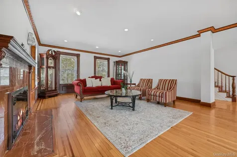 401 Heathcote Road Scarsdale NY 10583
