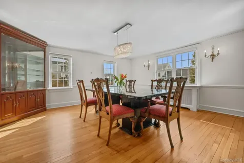 401 Heathcote Road Scarsdale NY 10583