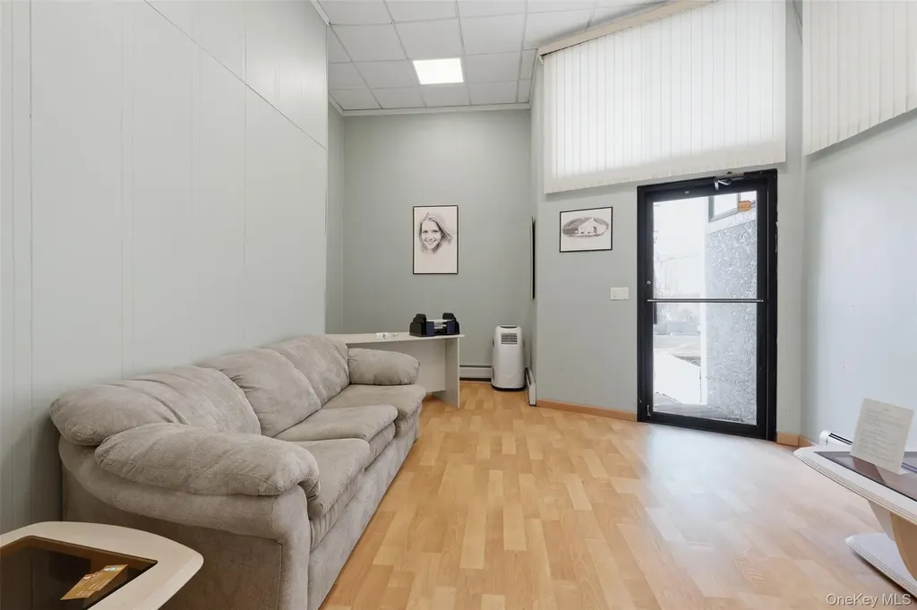 2 N Strawberry Hill Lane West Nyack NY 10994