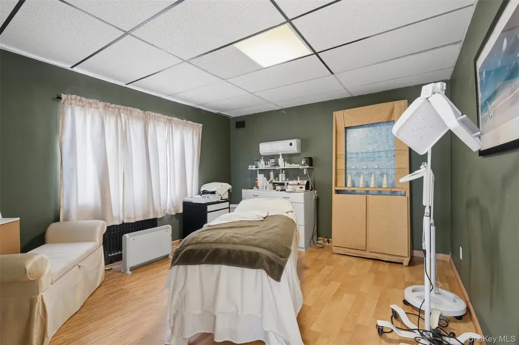 2 N Strawberry Hill Lane West Nyack NY 10994