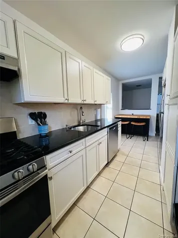 93 Main Street Garnerville NY 10923