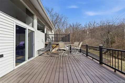 274 N 303 Route West Nyack NY 10994