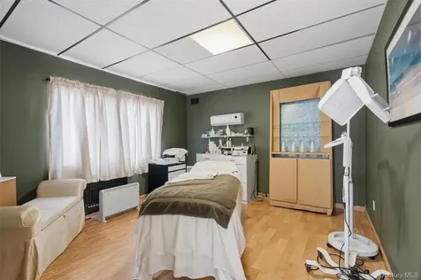 274 N 303 Route West Nyack NY 10994