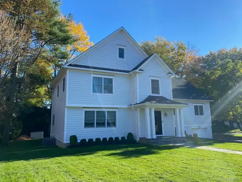 299 Stratton Road New Rochelle NY 10804