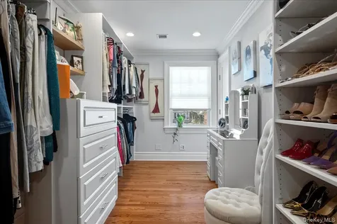 299 Stratton Road New Rochelle NY 10804