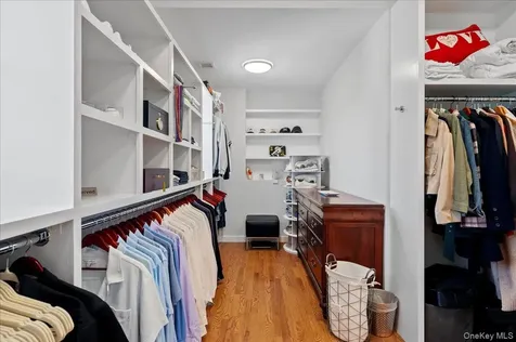 299 Stratton Road New Rochelle NY 10804