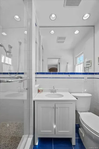 299 Stratton Road New Rochelle NY 10804