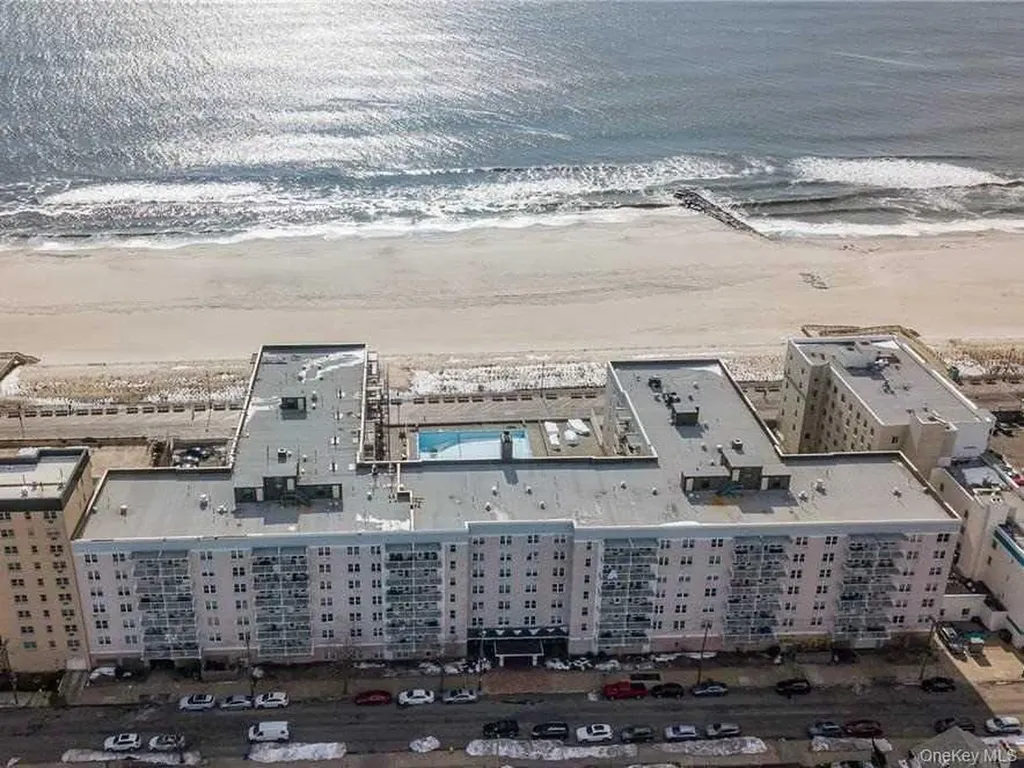 522 Shore Road Long Beach NY 11561