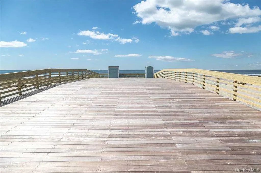 522 Shore Road Long Beach NY 11561