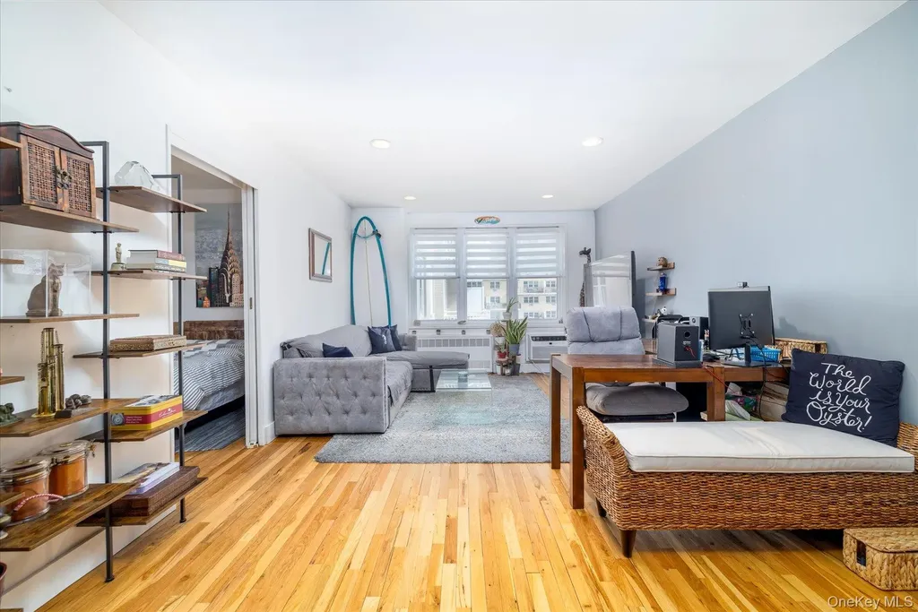 522 Shore Road Long Beach NY 11561
