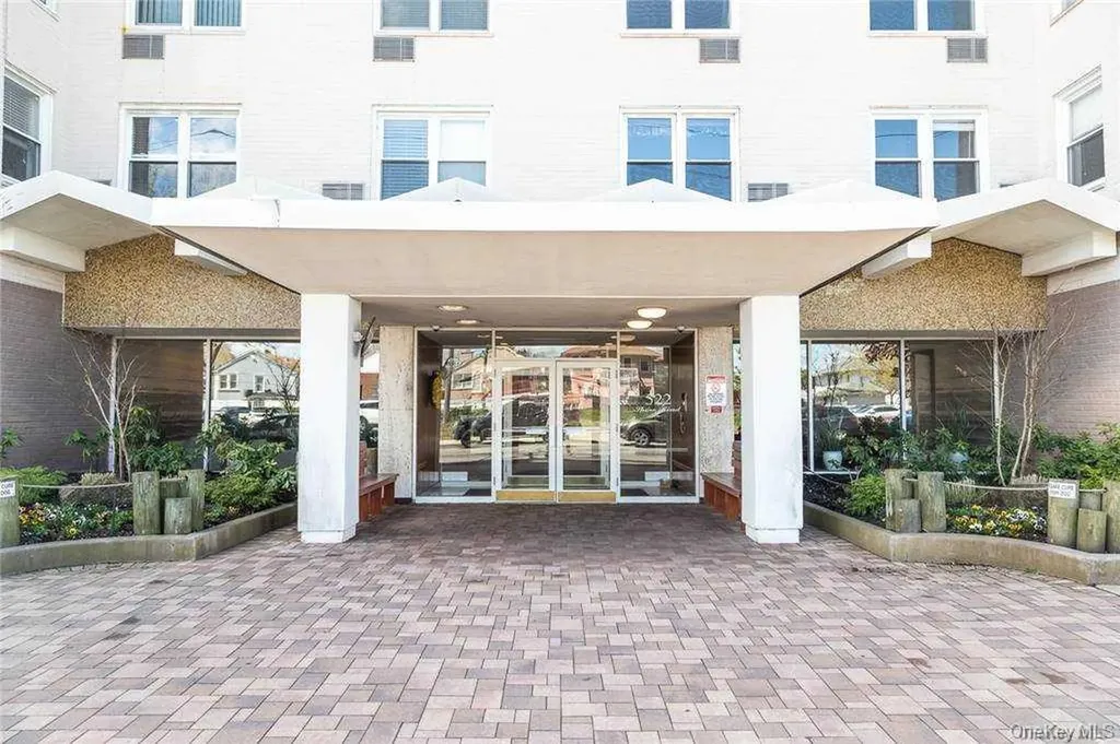 522 Shore Road Long Beach NY 11561
