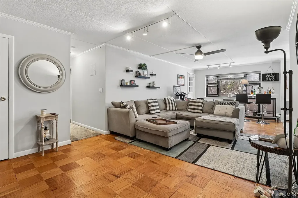 100 Diplomat Drive Mount Kisco NY 10549