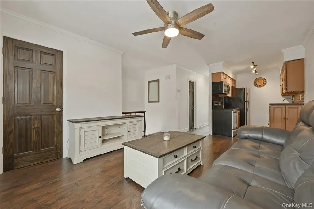 204 Millard Avenue West Babylon NY 11704