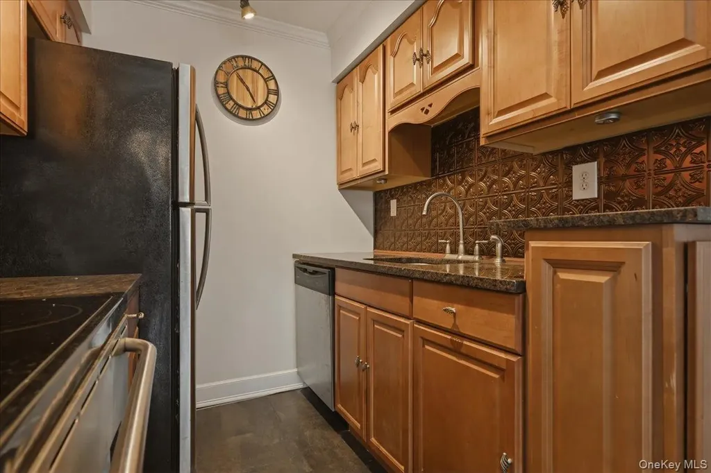 204 Millard Avenue West Babylon NY 11704
