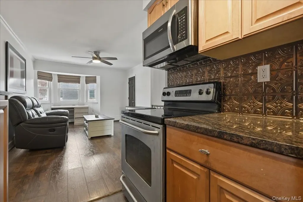 204 Millard Avenue West Babylon NY 11704