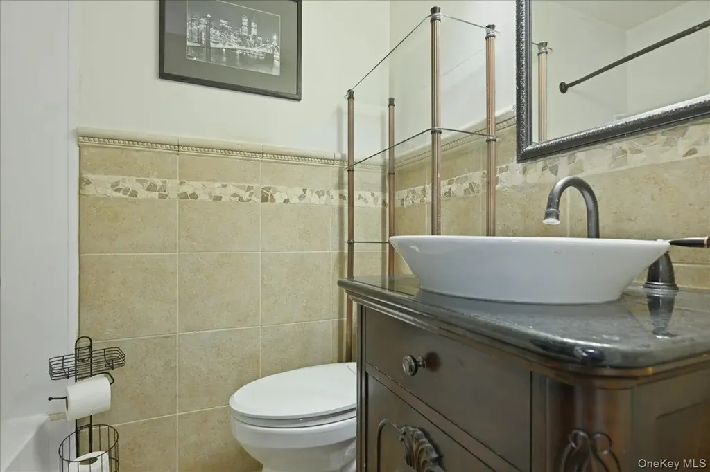 204 Millard Avenue West Babylon NY 11704