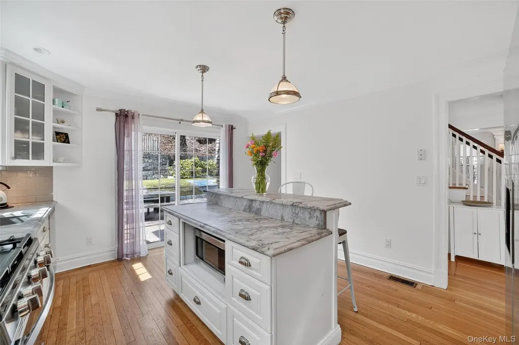 265 Bronxville Road Bronxville NY 10708