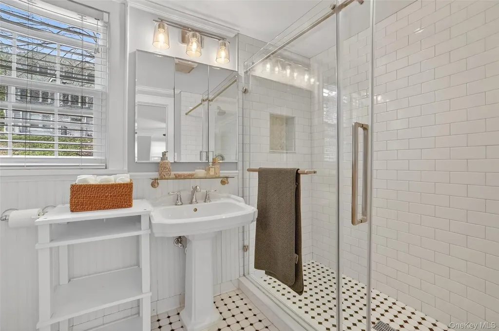265 Bronxville Road Bronxville NY 10708