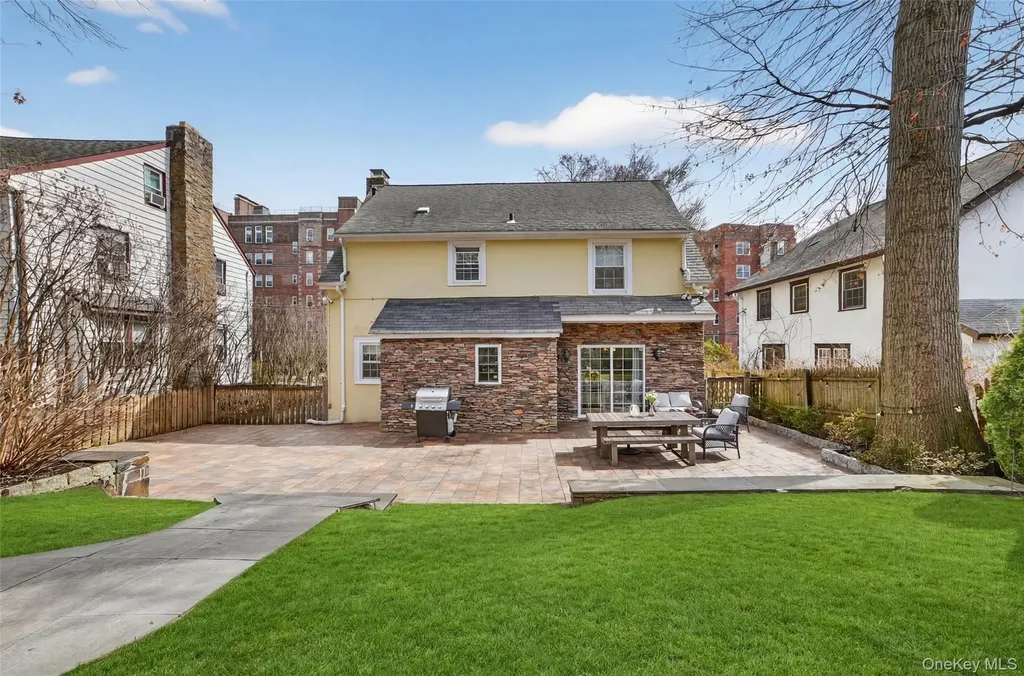 265 Bronxville Road Bronxville NY 10708