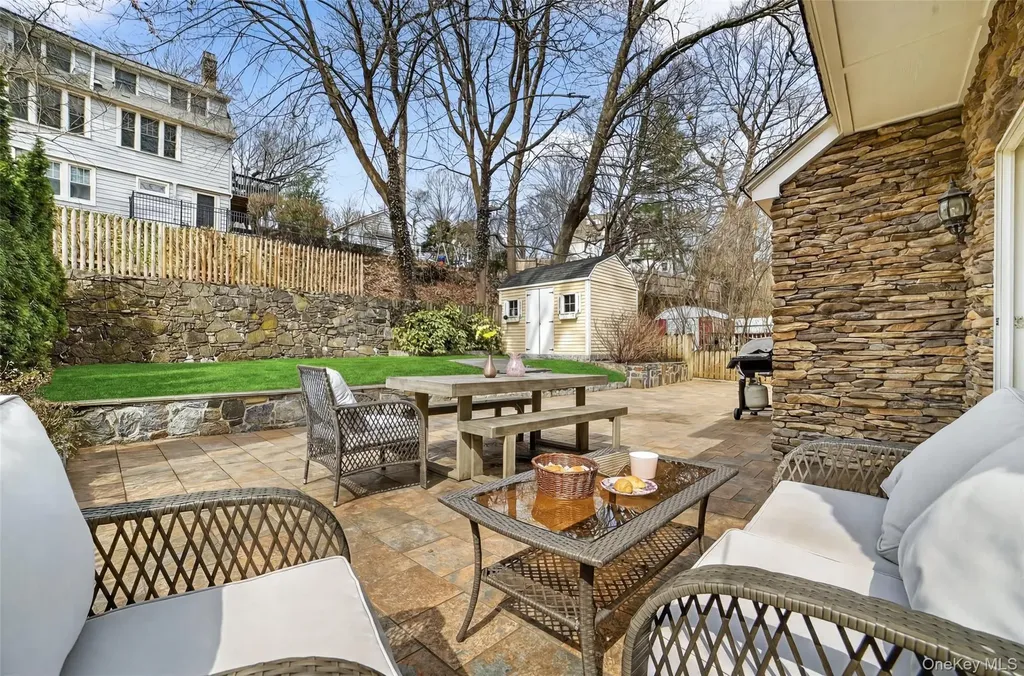 265 Bronxville Road Bronxville NY 10708
