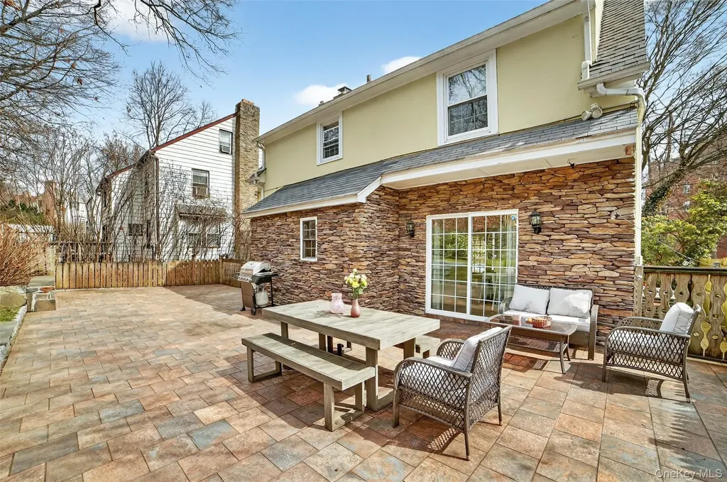 265 Bronxville Road Bronxville NY 10708