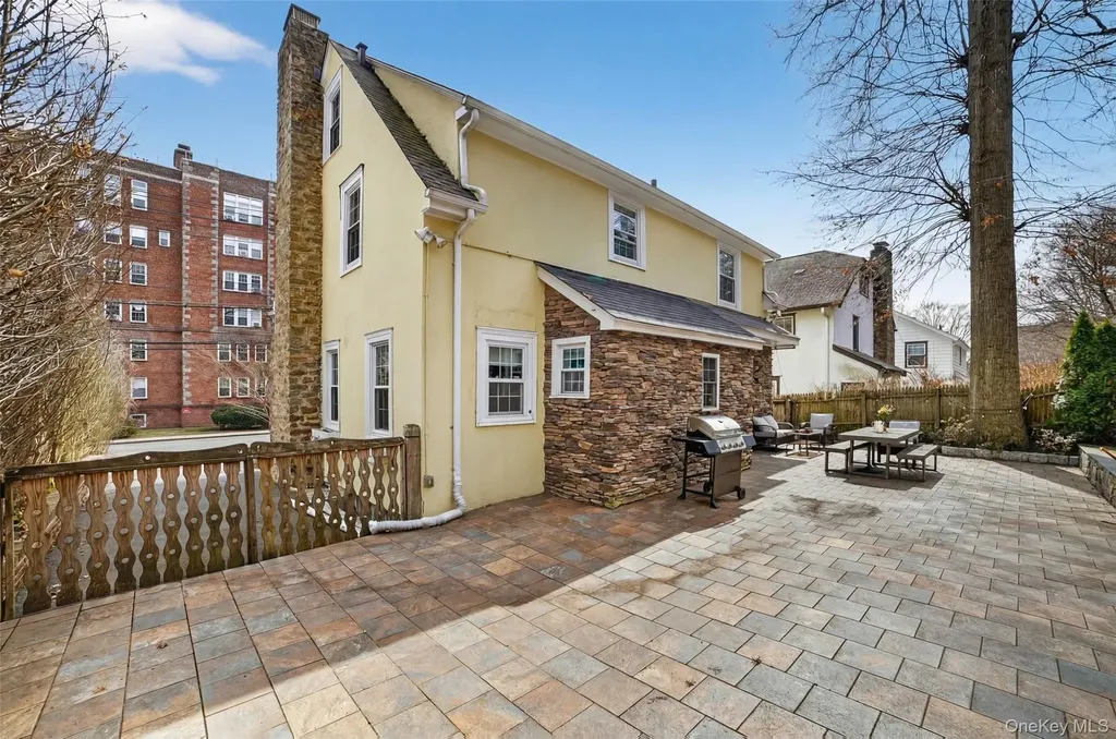 265 Bronxville Road Bronxville NY 10708