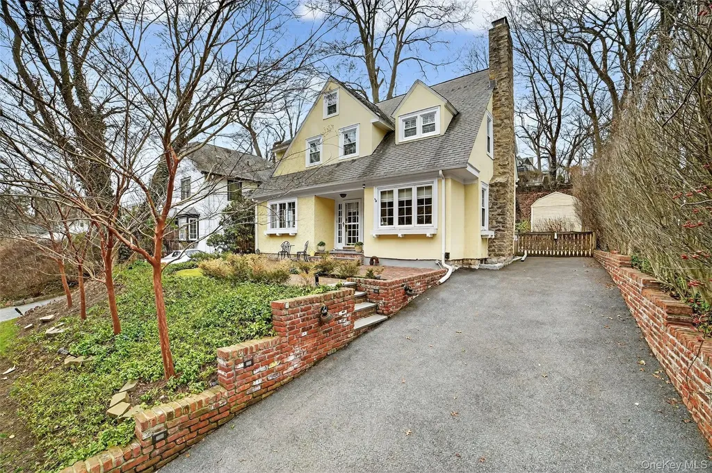 265 Bronxville Road Bronxville NY 10708