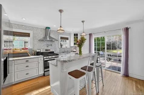 265 Bronxville Road Bronxville NY 10708