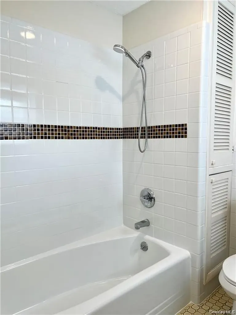 47 Sand Street Garnerville NY 10923