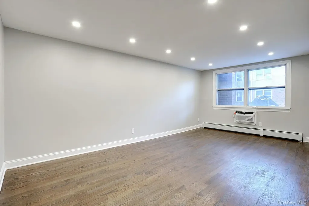 188 Kearsing Parkway Monsey NY 10952