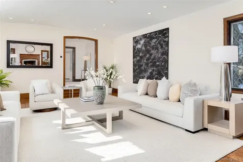 3 Westway Bronxville NY 10708