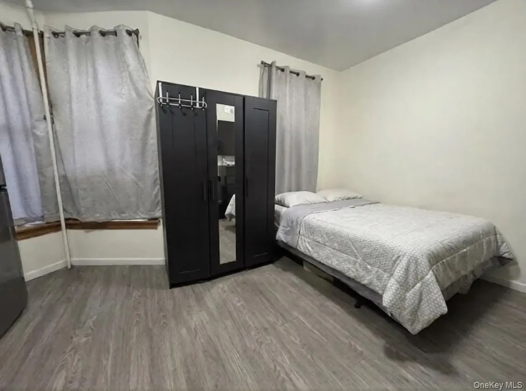 60-59 69th Street Maspeth NY 11378