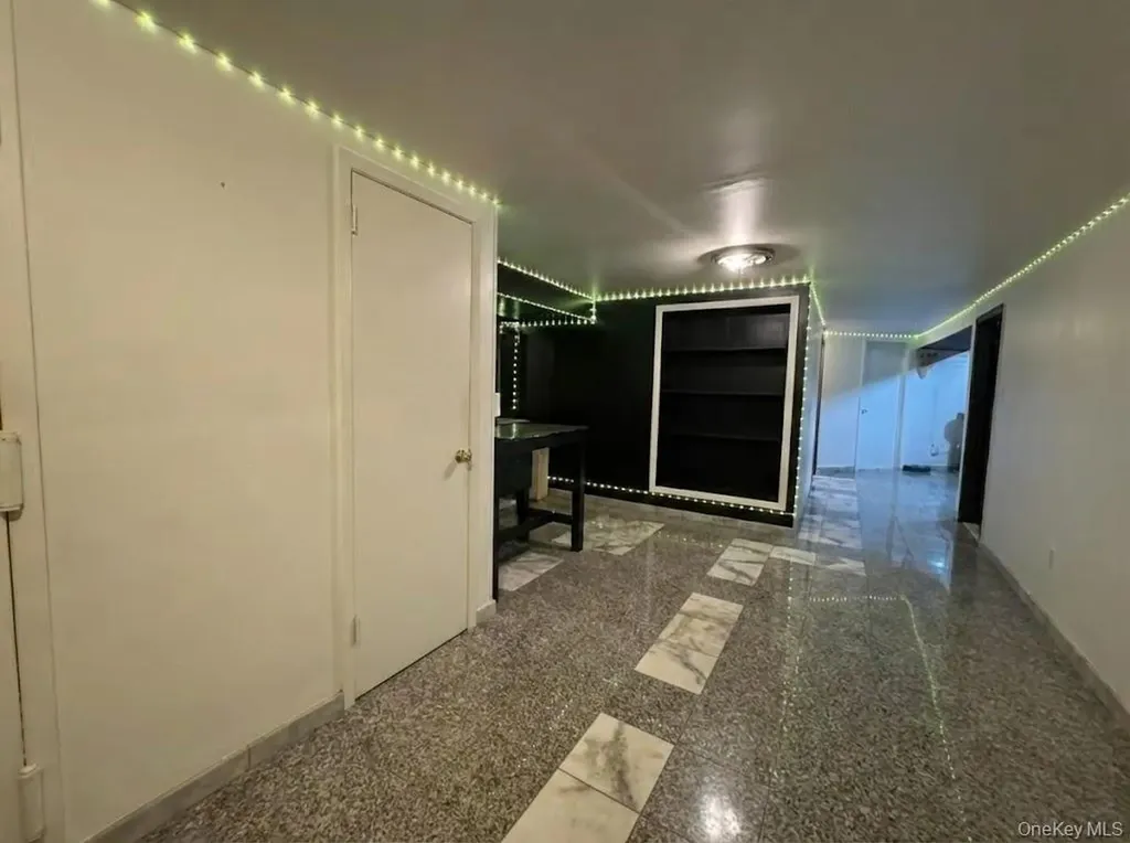 60-59 69th Street Maspeth NY 11378