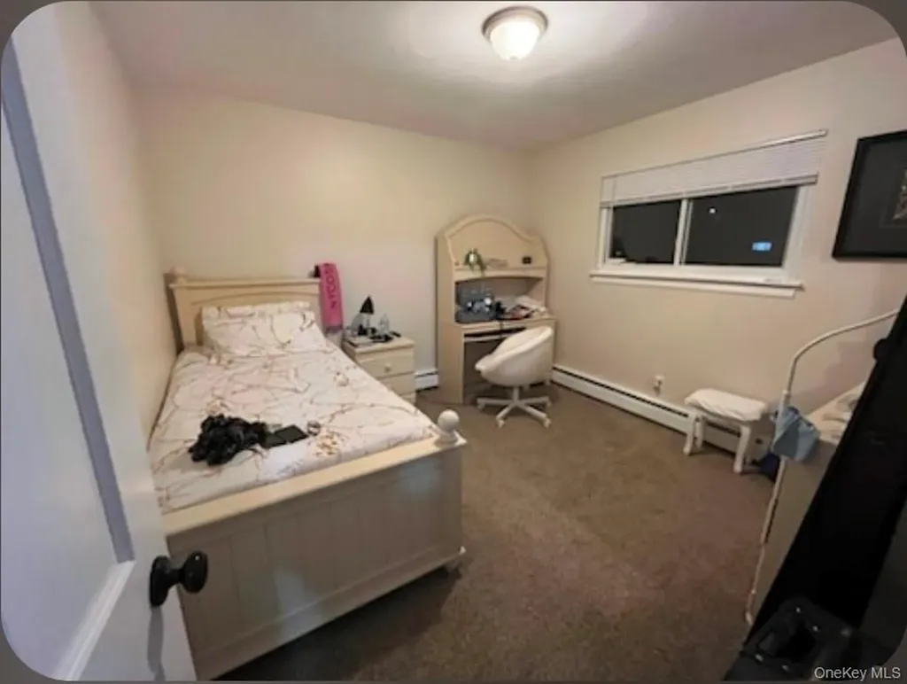 82 Clark Street West Babylon NY 11704