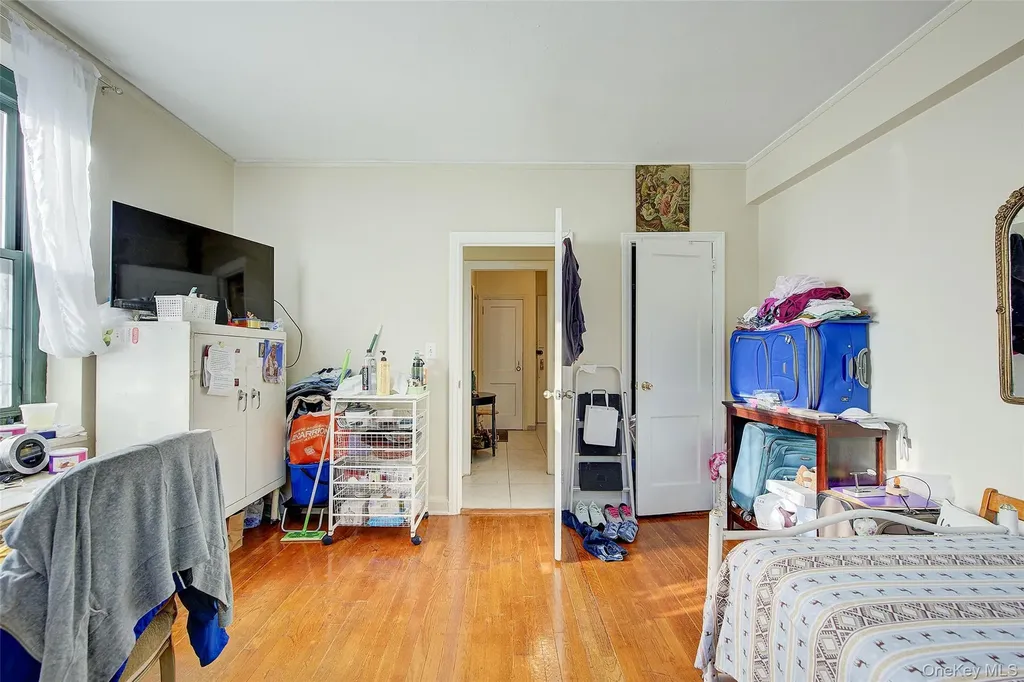 78-11 35th Avenue Jackson Heights NY 11372