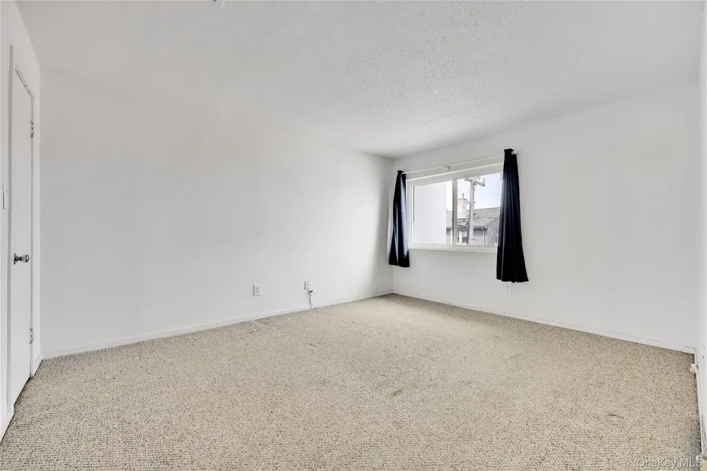 519 West Broadway Long Beach NY 11561