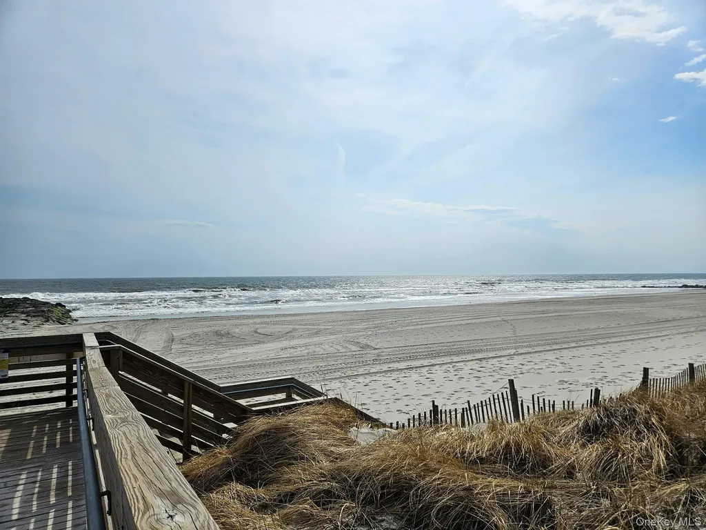 519 West Broadway Long Beach NY 11561