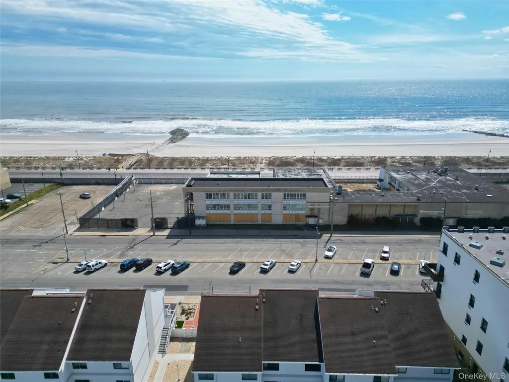 519 West Broadway Long Beach NY 11561