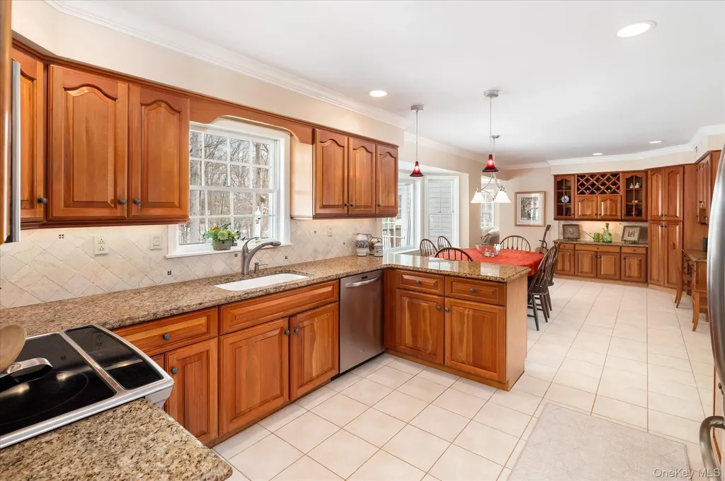 31 Lalli Drive Katonah NY 10536