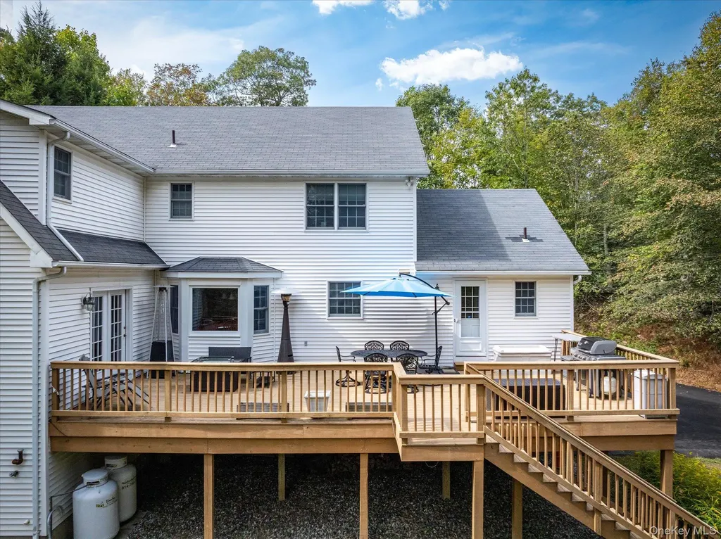 31 Lalli Drive Katonah NY 10536
